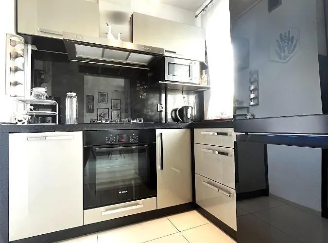 Apartment Inflancka - Self Check-in 20h